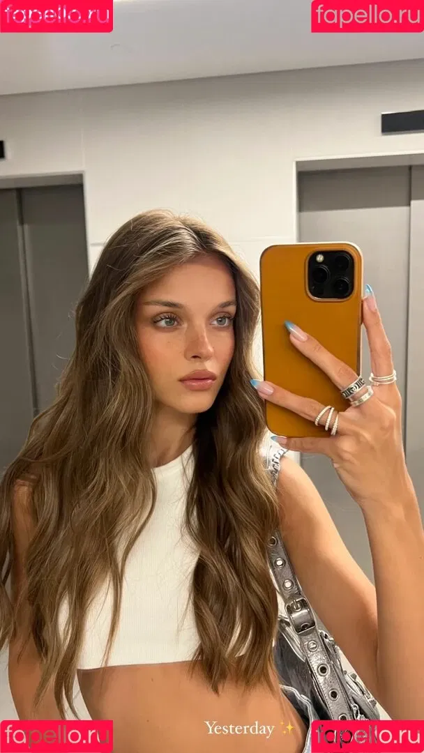 Anna Zak Onlyfans Photo Gallery 