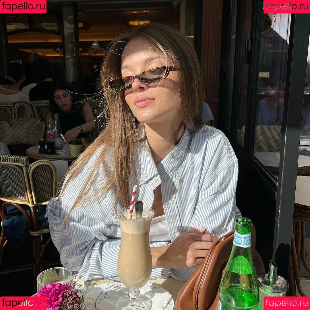 Anna Zak Onlyfans Photo Gallery 