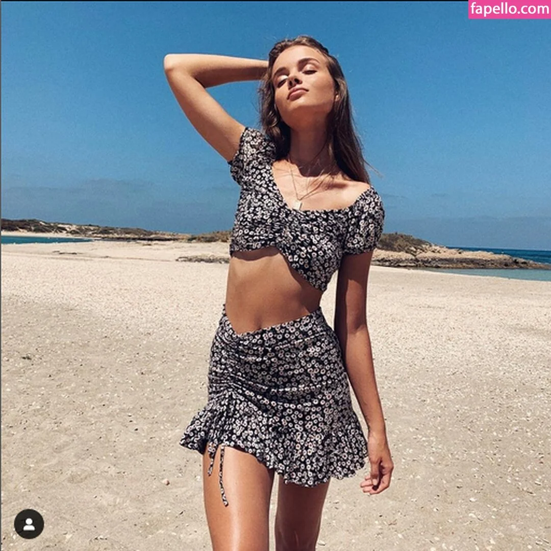 Anna Zak Onlyfans Photo Gallery 