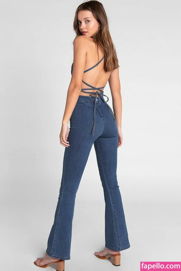 Anna Zak Onlyfans Photo Gallery 