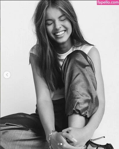 Anna Zak Onlyfans Photo Gallery 