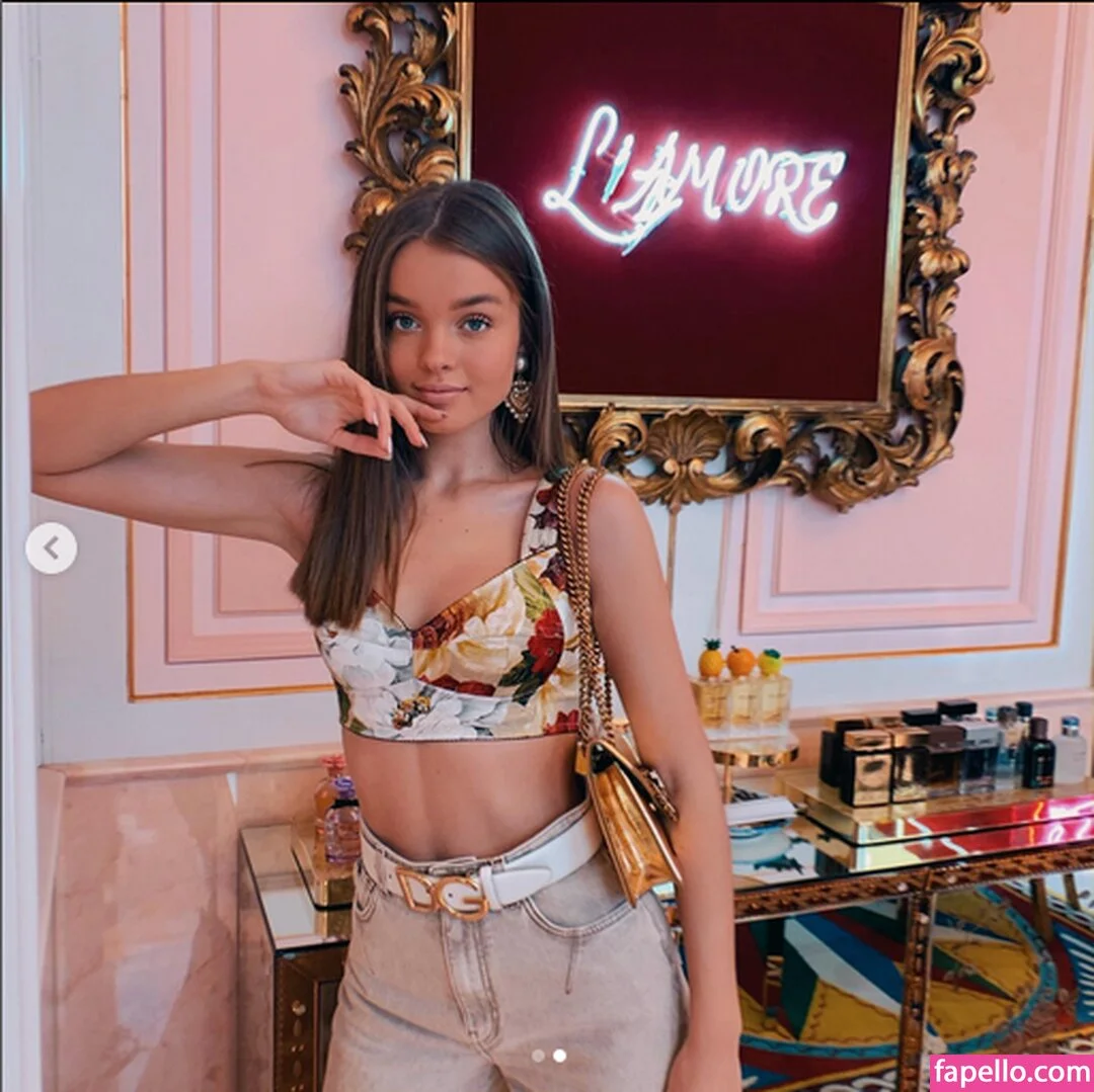 Anna Zak Onlyfans Photo Gallery 