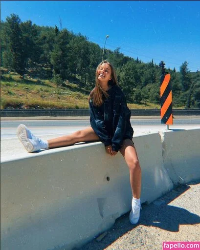 Anna Zak Onlyfans Photo Gallery 