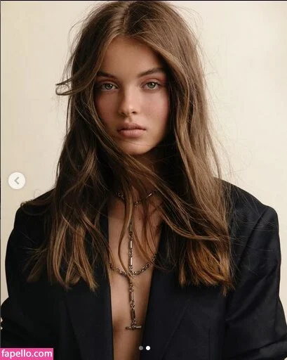 Anna Zak Onlyfans Photo Gallery 