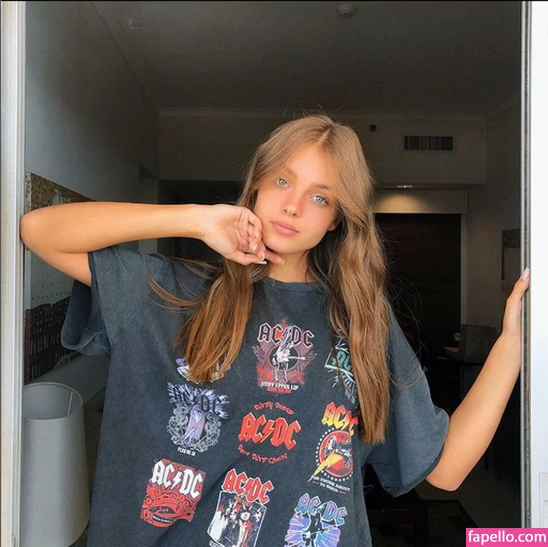 Anna Zak Onlyfans Photo Gallery 