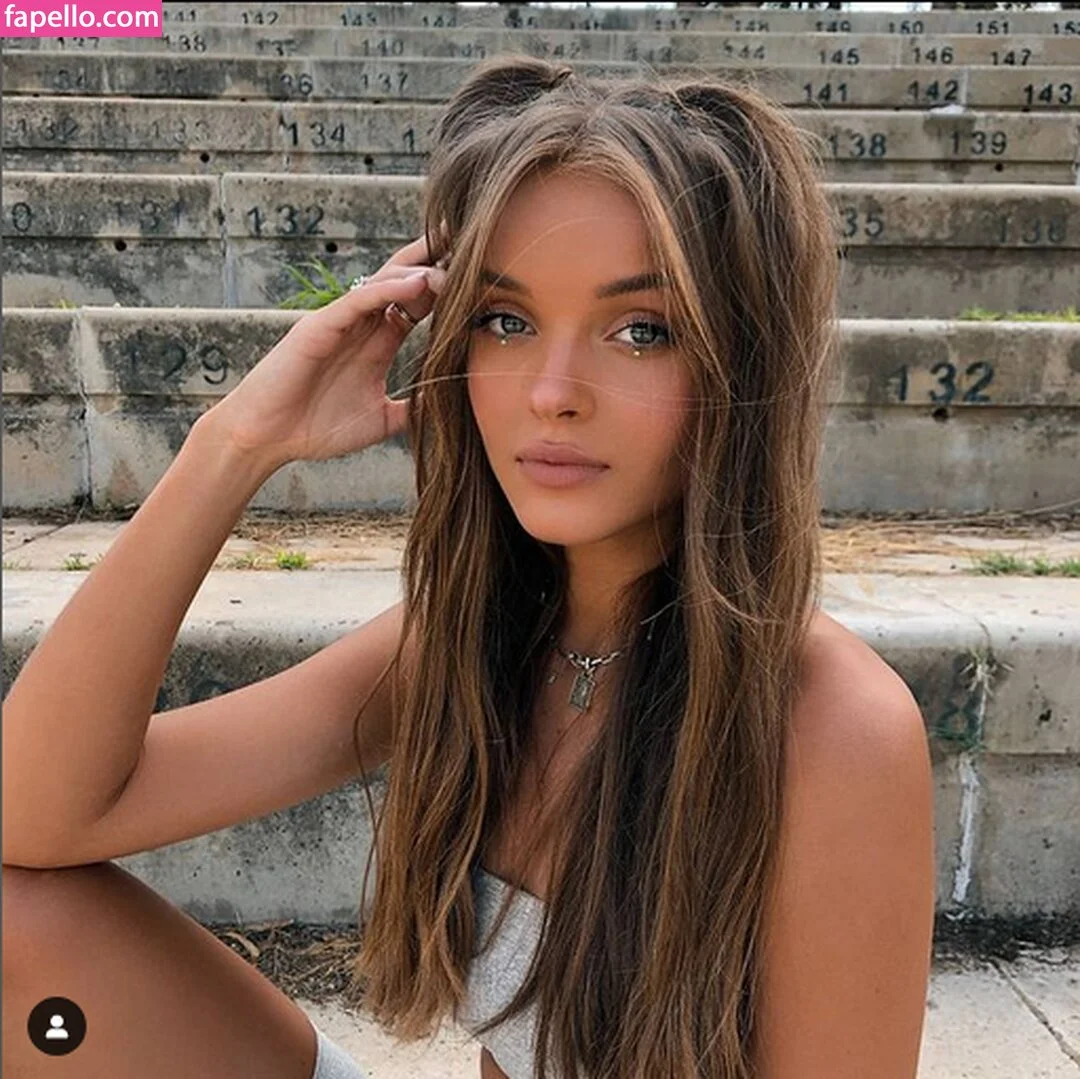 Anna Zak Onlyfans Photo Gallery 