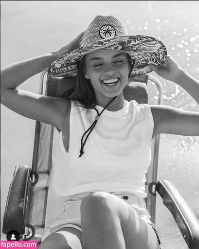 Anna Zak Onlyfans Photo Gallery 