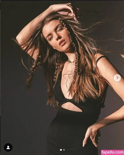 Anna Zak Onlyfans Photo Gallery 