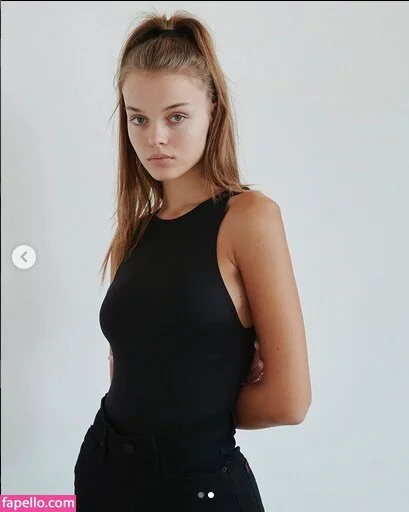 Anna Zak Onlyfans Photo Gallery 