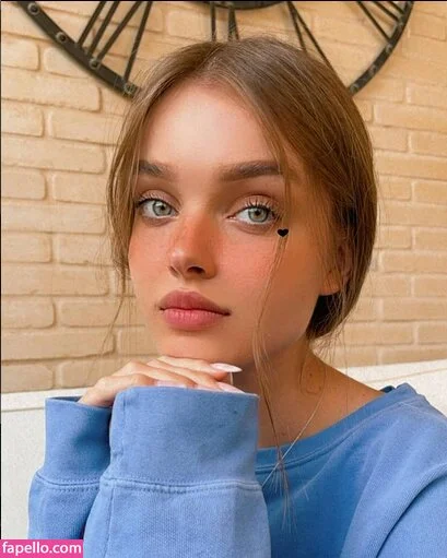 Anna Zak Onlyfans Photo Gallery 