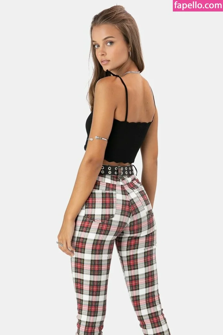 Anna Zak Onlyfans Photo Gallery 