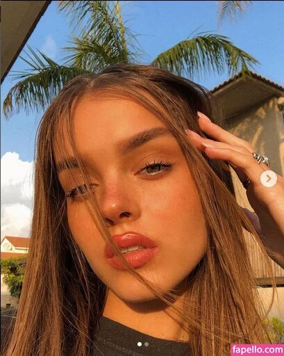 Anna Zak Onlyfans Photo Gallery 