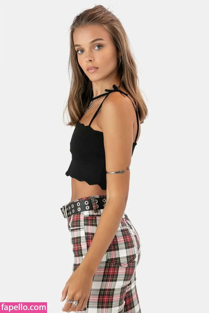 Anna Zak Onlyfans Photo Gallery 