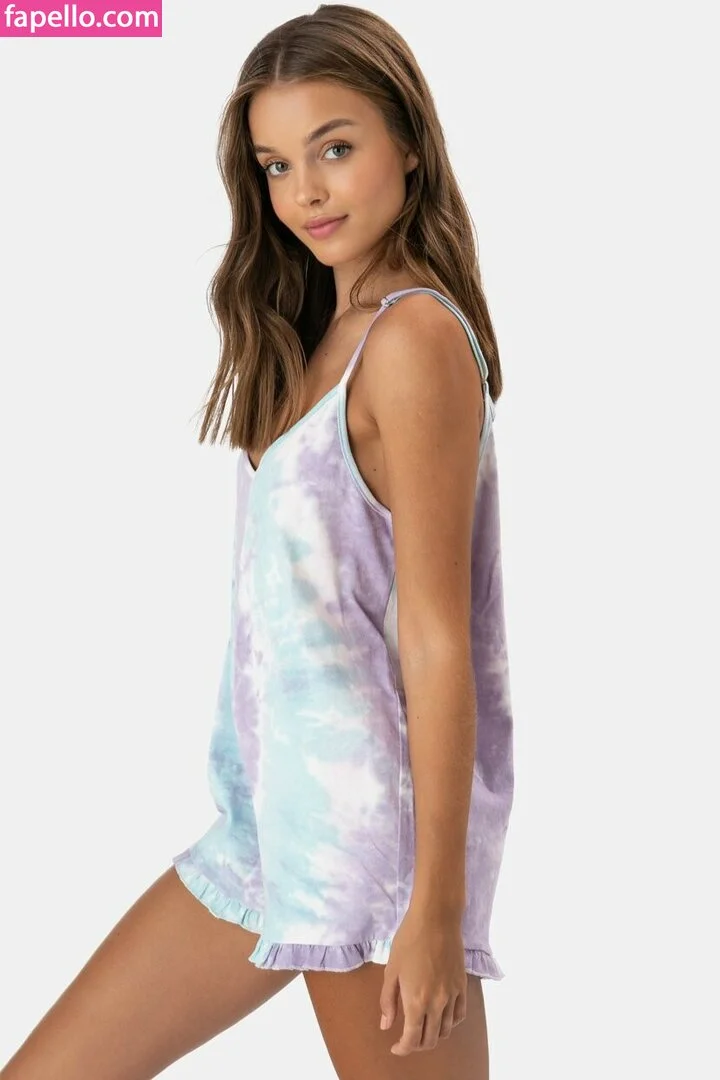 Anna Zak Onlyfans Photo Gallery 