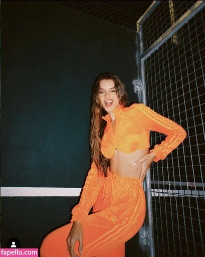 Anna Zak Onlyfans Photo Gallery 