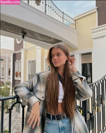 Anna Zak Onlyfans Photo Gallery 