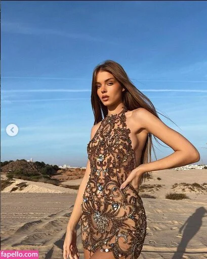 Anna Zak Onlyfans Photo Gallery 