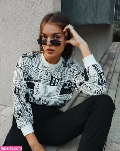 Anna Zak Onlyfans Photo Gallery 