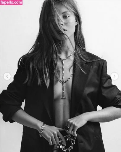 Anna Zak Onlyfans Photo Gallery 