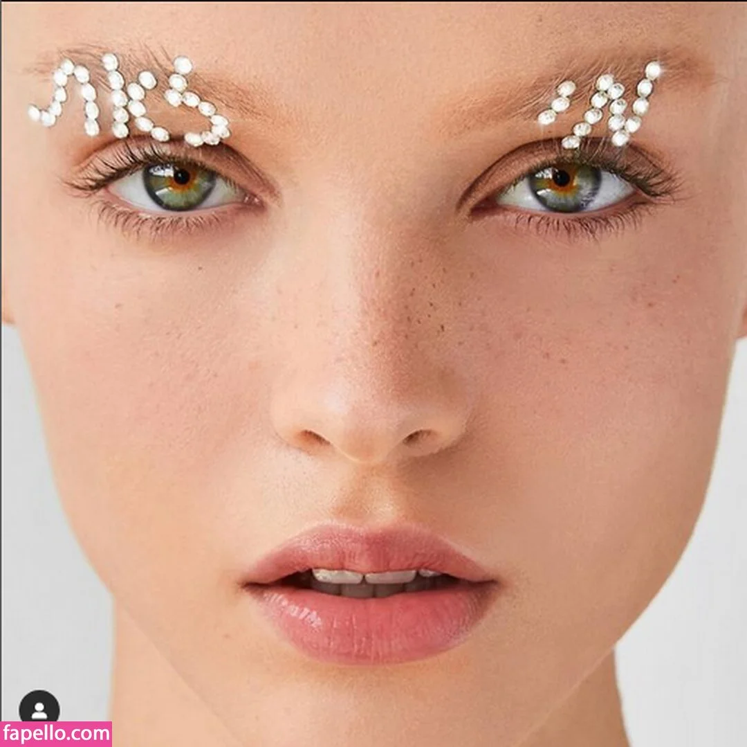 Anna Zak Onlyfans Photo Gallery 