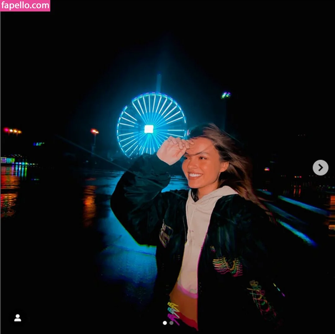 Anna Zak Onlyfans Photo Gallery 