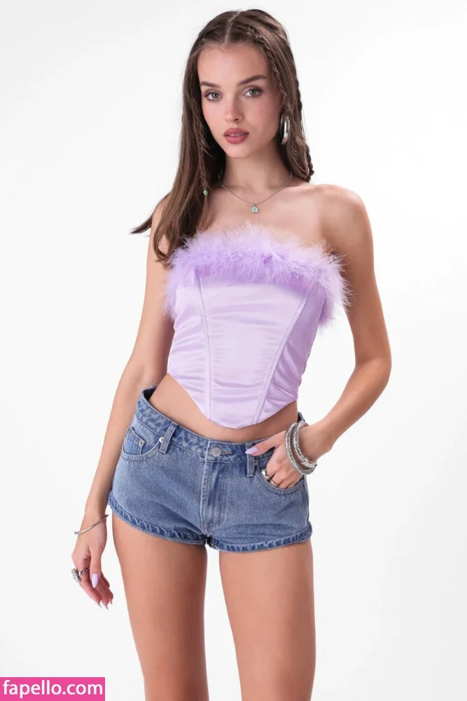 Anna Zak Onlyfans Photo Gallery 