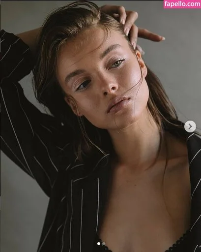 Anna Zak Onlyfans Photo Gallery 