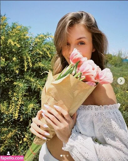 Anna Zak Onlyfans Photo Gallery 