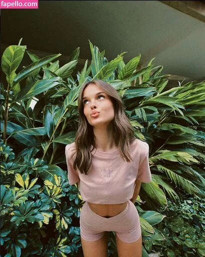 Anna Zak Onlyfans Photo Gallery 