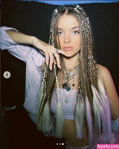 Anna Zak Onlyfans Photo Gallery 