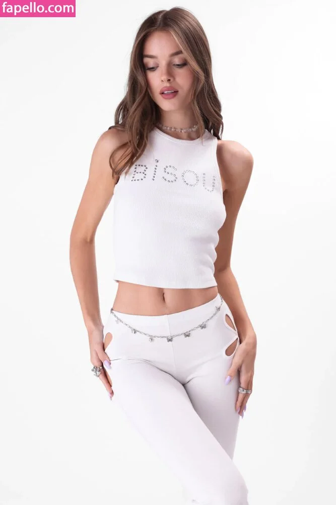 Anna Zak Onlyfans Photo Gallery 