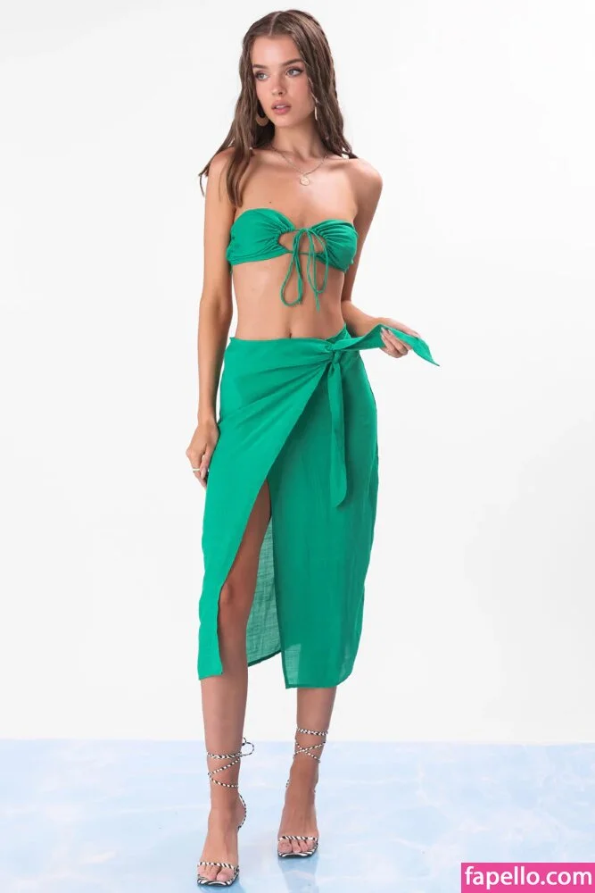 Anna Zak Onlyfans Photo Gallery 