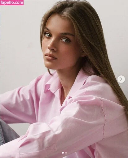 Anna Zak Onlyfans Photo Gallery 