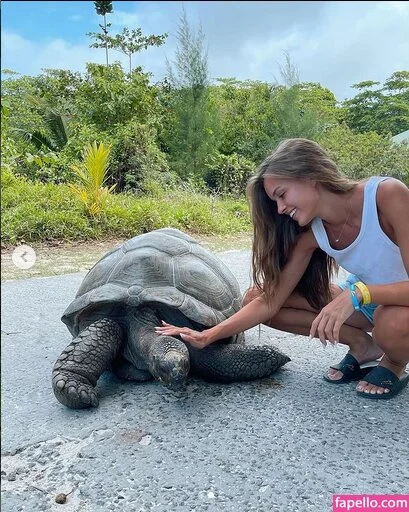 Anna Zak Onlyfans Photo Gallery 