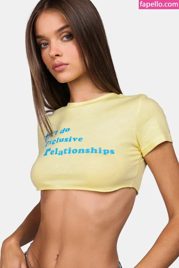 Anna Zak Onlyfans Photo Gallery 