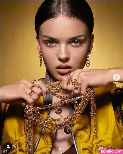 Anna Zak Onlyfans Photo Gallery 