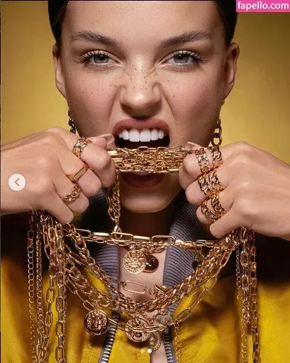 Anna Zak Onlyfans Photo Gallery 