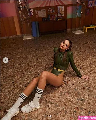 Anna Zak Onlyfans Photo Gallery 