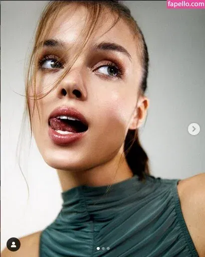 Anna Zak Onlyfans Photo Gallery 