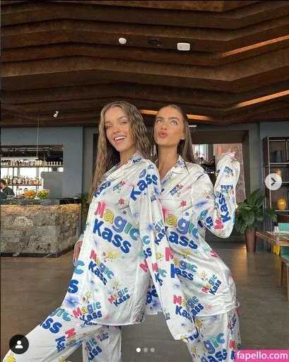 Anna Zak Onlyfans Photo Gallery 