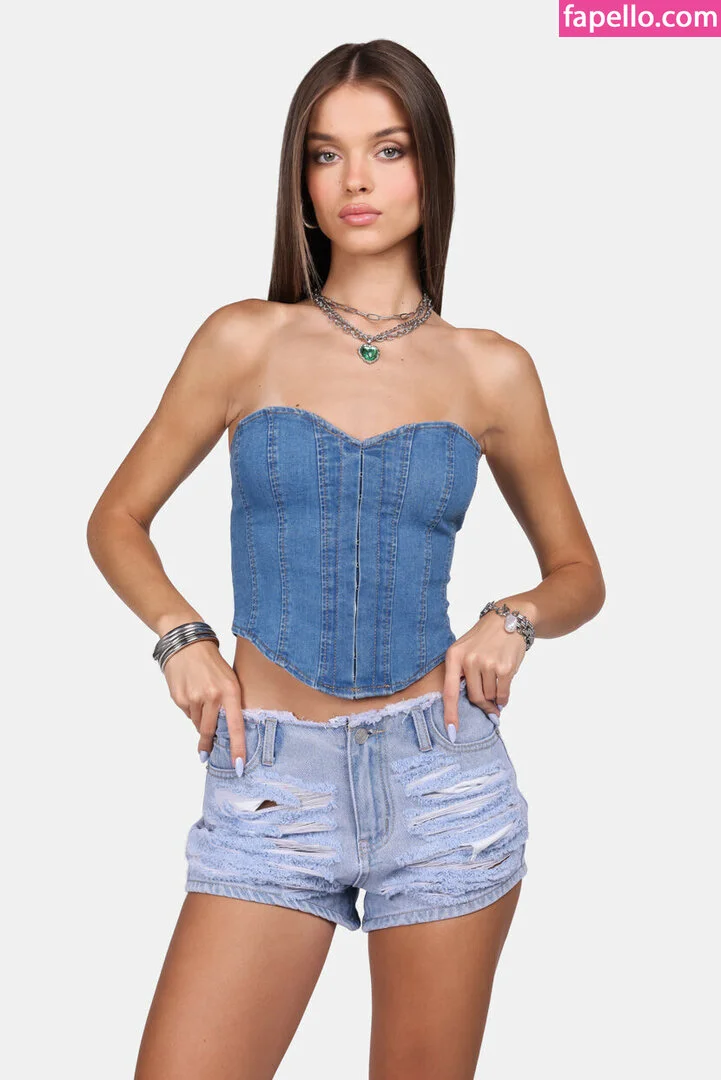 Anna Zak Onlyfans Photo Gallery 