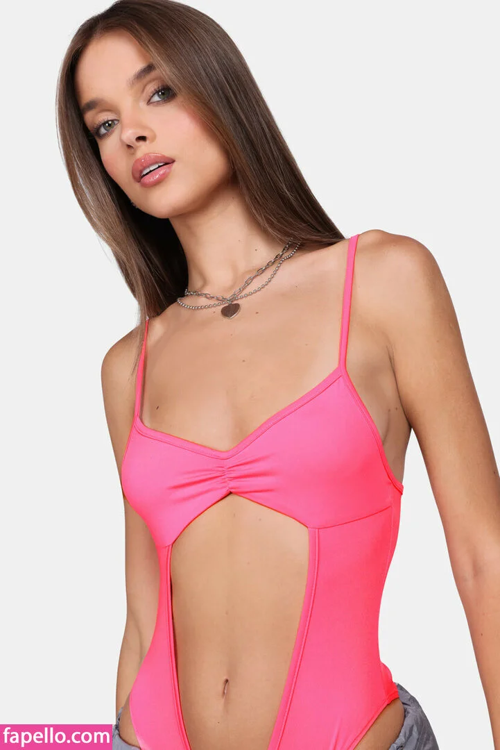 Anna Zak Onlyfans Photo Gallery 