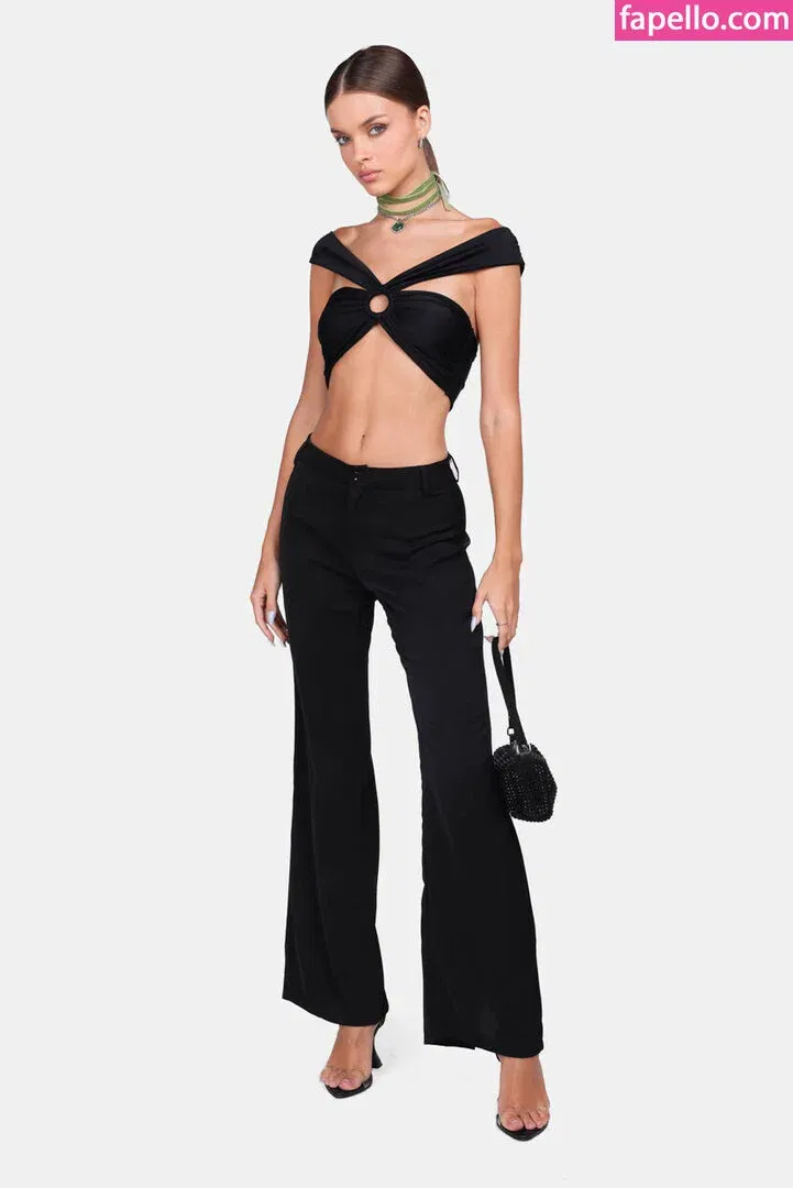 Anna Zak Onlyfans Photo Gallery 