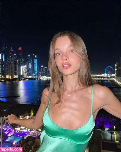 Anna Zak Onlyfans Photo Gallery 