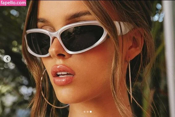 Anna Zak Onlyfans Photo Gallery 