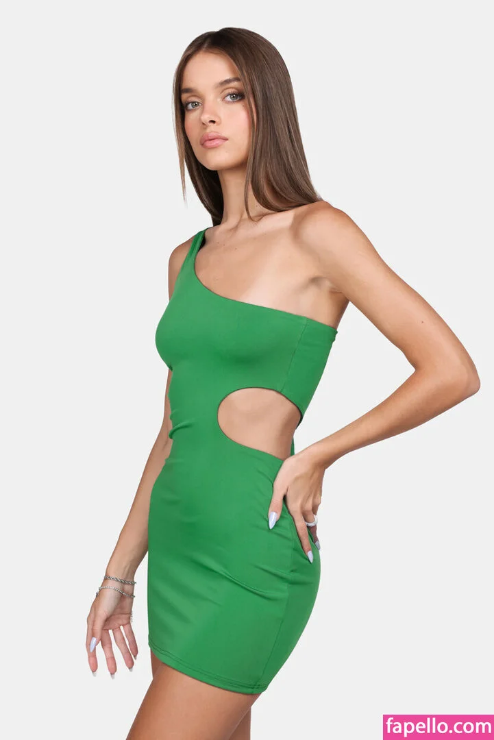 Anna Zak Onlyfans Photo Gallery 