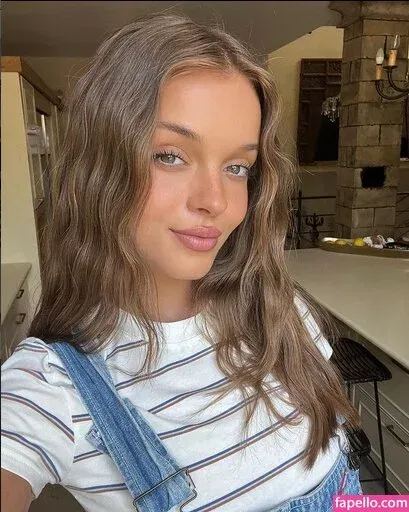 Anna Zak Onlyfans Photo Gallery 