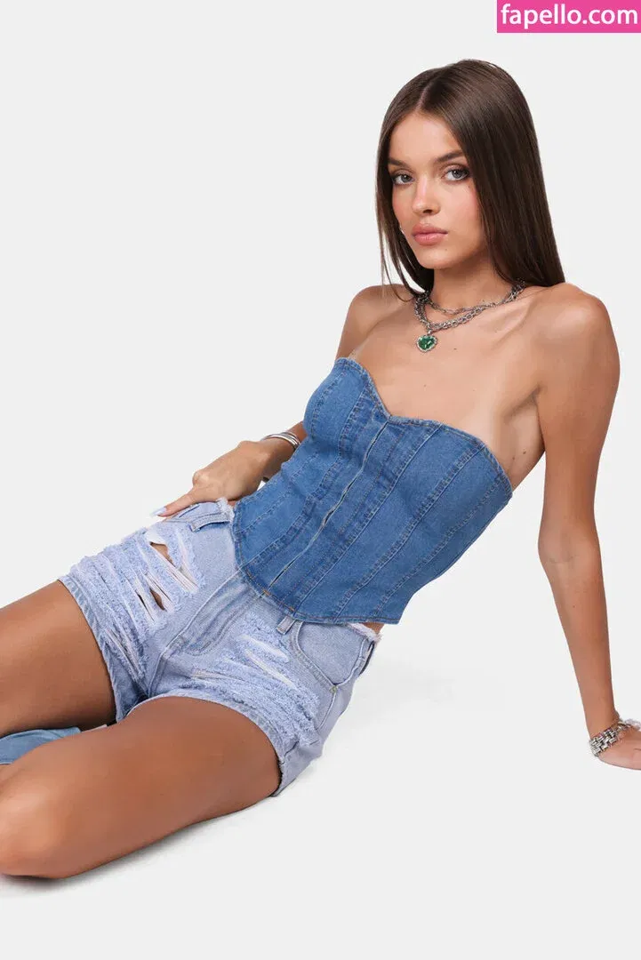 Anna Zak Onlyfans Photo Gallery 