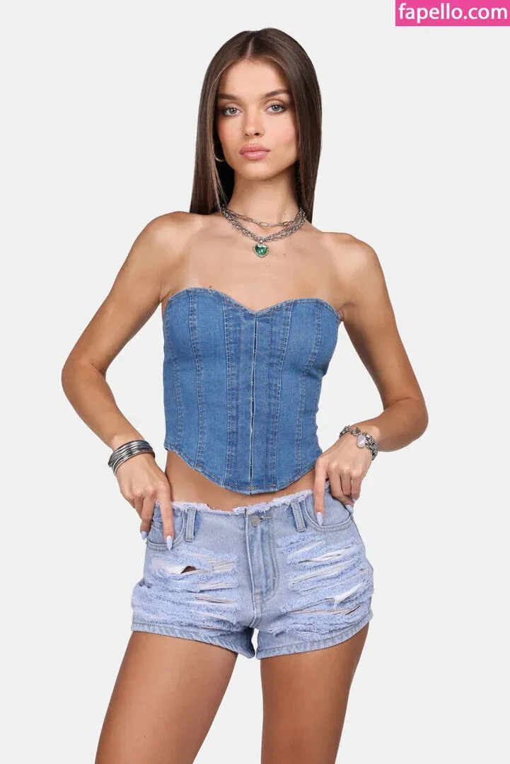 Anna Zak Onlyfans Photo Gallery 