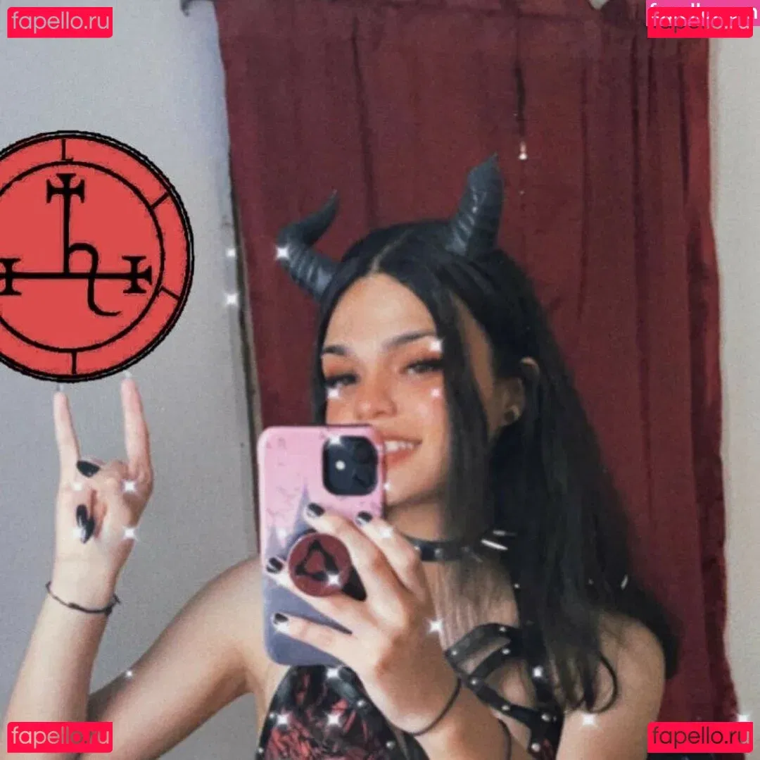 ComradeLilith Onlyfans Photo Gallery 